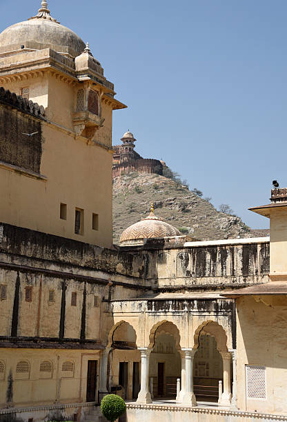 jaigarh форт амбер форт амер дворец индия - jaipur amber fort column amber palace стоковые фото и изображения