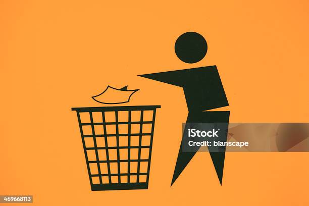 No Littering Sign Stock Photo - Download Image Now - Basket, Can, Drop