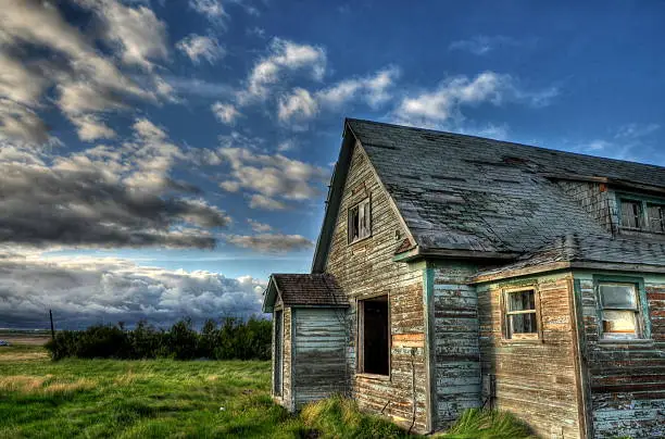 Photo of abandoned house