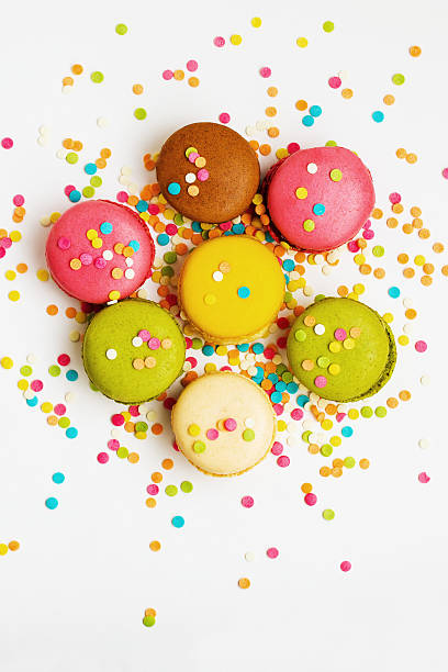 istock Sweet colorful macaroons. Top view 469676138