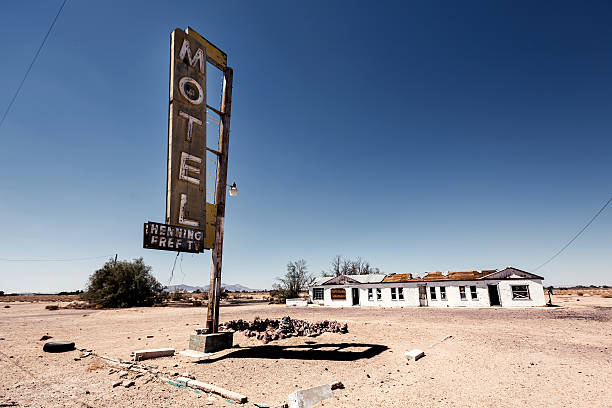 istock Hotel sign ruin along historic Route 66 469683965