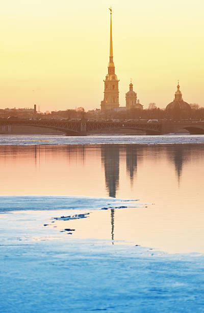 istock Sunset over St. Petersburg in springtime 469689186