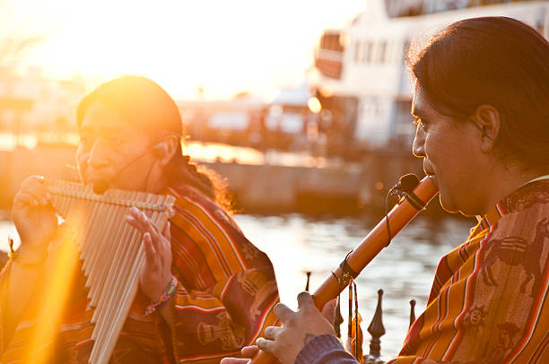 traditionelle musik - sea passage audio stock-fotos und bilder