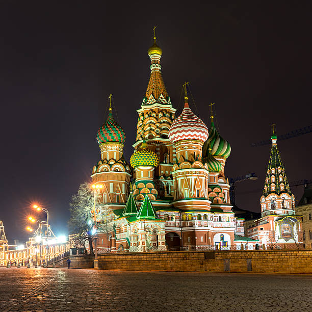 istock Saint Basil Cathedral at night in Moscow, Russia 469703106