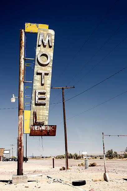 istock Hotel sign ruin along historic Route 66 469719393