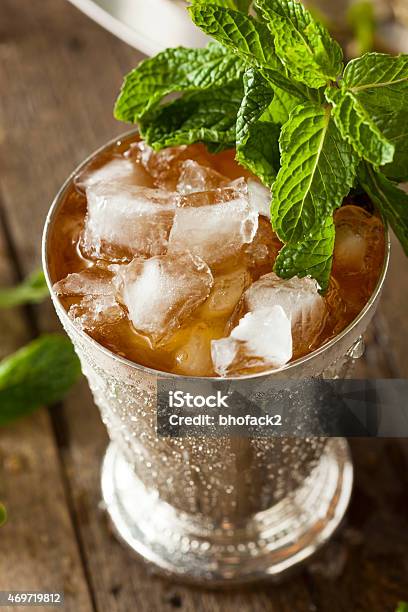 Refreshing Cold Mint Julep Stock Photo - Download Image Now - Mint Julep, 2015, Alcohol - Drink