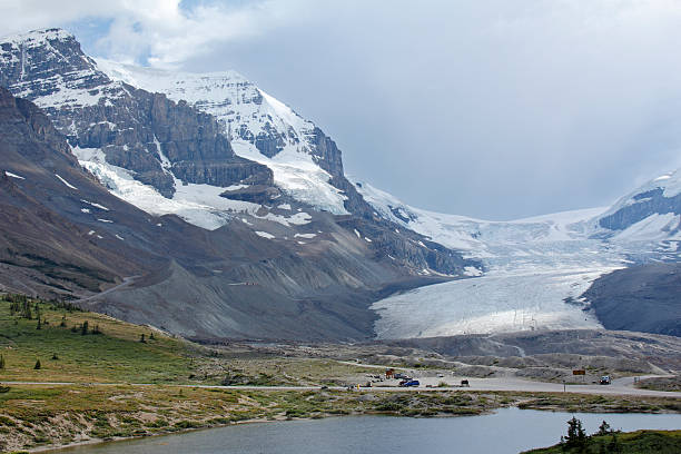 istock Columbia Icefield in Jasper National Park 469732746