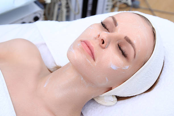 istock Cleansing peeling at the beauty salon. 469763990