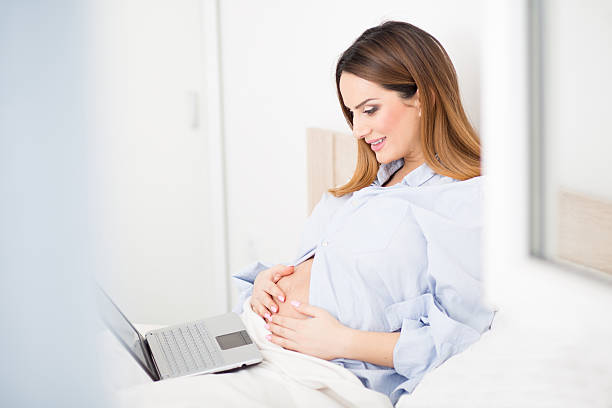 istock Beautiful pregnant woman 469767535