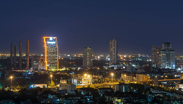 istock Bangkok cityscape at twilight, thailand 469776757