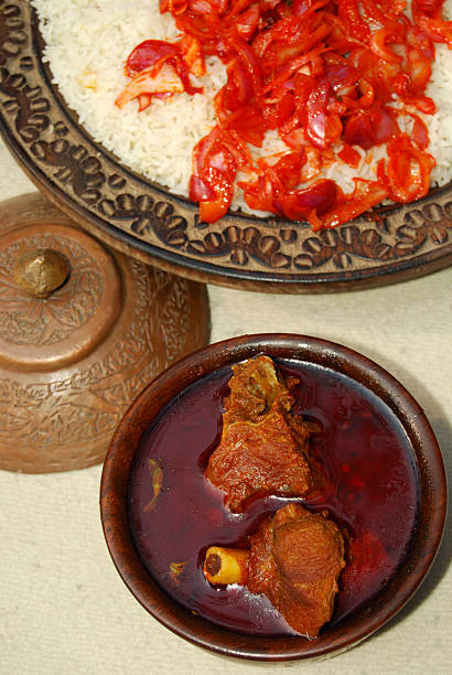 rogan josh ist ein curry aus lamm- oder ziegenleder - non veg stock-fotos und bilder