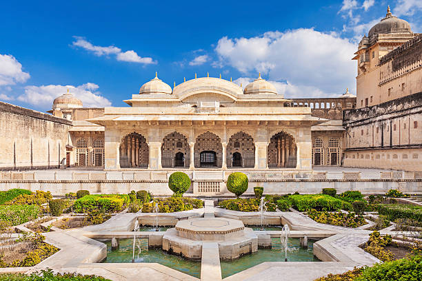 Amer Fort near Jaipur Amer Fort outside Jaipur in Rajasthan is one of the major tourist attractions in India jaipur stock pictures, royalty-free photos & images