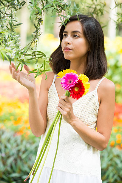 istock Beautiful girl 469792665