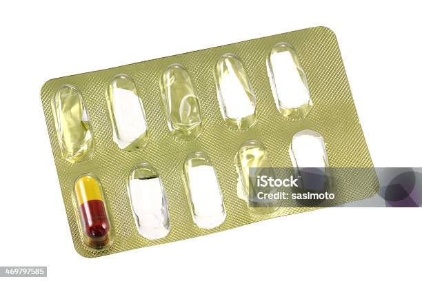 Foto de A Última Vermelho E Amarelo Cápsula e mais fotos de stock de Amarelo - Amarelo, Antibiotico, Comprimido