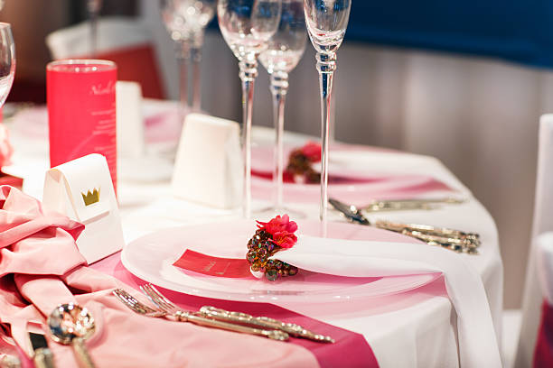 istock Elegant table set in soft red and pink for wedding 469801823