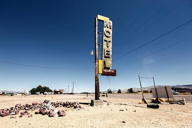 istock Hotel sign ruin along historic Route 66 469821031