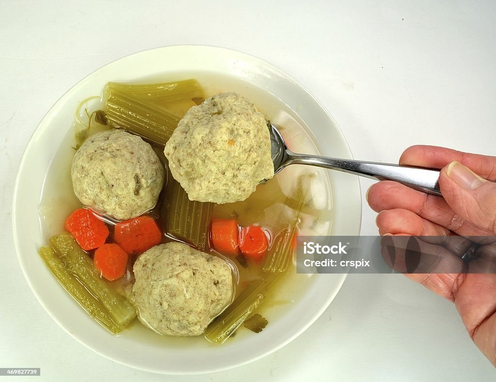 Matzo (sopa de bola Matzah) - Foto de stock de Alimento libre de derechos