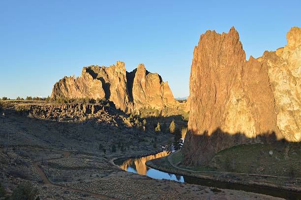 istock Smith Rock and Crooked River at sunrise 469838732