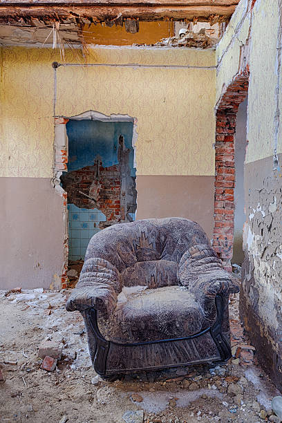 istock Old, abandoned and forgotten building 469863853
