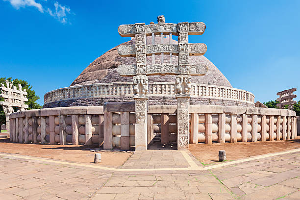 Sanchi Stupa, India Sanchi Stupa is located at Sanchi Town, Madhya Pradesh state in India stupa stock pictures, royalty-free photos & images