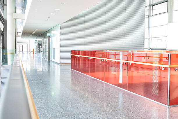 corridoio moderno - vibrant color white red glass foto e immagini stock