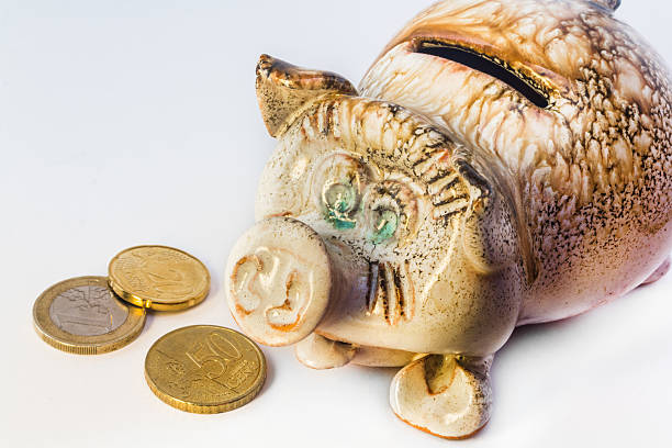 istock Piggy bank 469904374