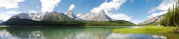 istock Waterfowl Lake in Banff National Park. 469907489