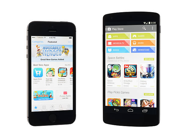 app store d'apple vs google play magasin - store application software iphone mobile phone photos et images de collection