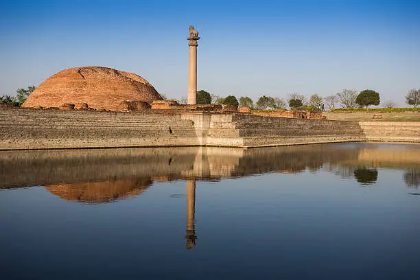 Ananda Stupa and Ashoka pillar at Kutagarasala Vihara, Vaishali, Bihar, India