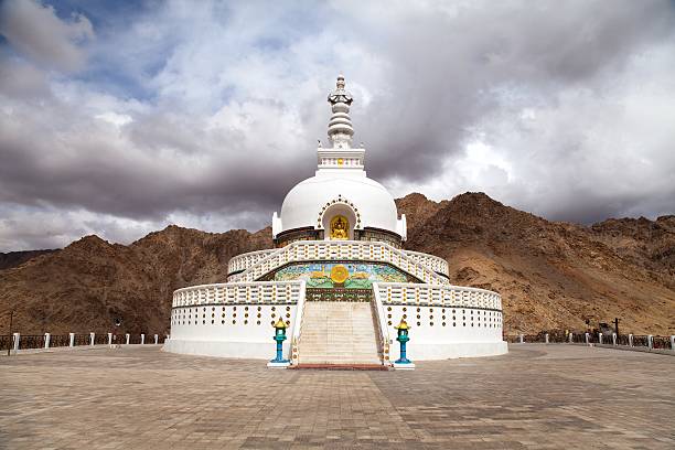 istock Tall Shanti Stupa near Leh 469915816