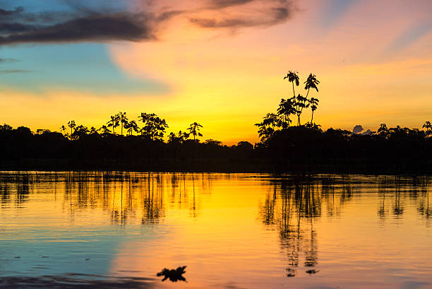 красочные амазонского закате - iquitos стоковые фото и изображения