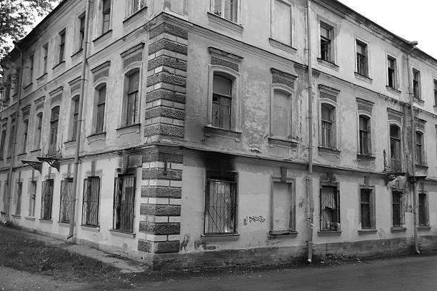 istock Abandoned building in Oranienbaum. 469932576