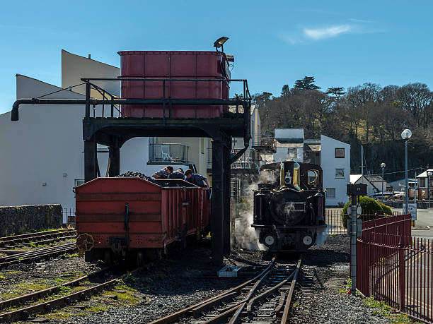 chemin de fer de ffestiniog-taliesin iii - ffestiniog railway photos et images de collection