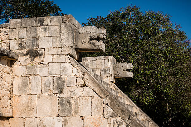 istock XXXL: Head Carving on Mayan Pyramid in Chichen Itza, Mexico 469937186