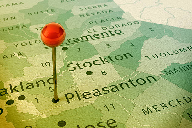 istock Pleasanton Map City Straight Pin Vintage 469938081