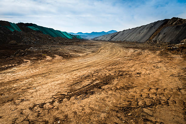 istock A dirt road in the middle of nowhere 469948298