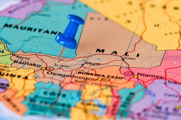 istock Map of Mali with a blue pushpin stuck 469957130
