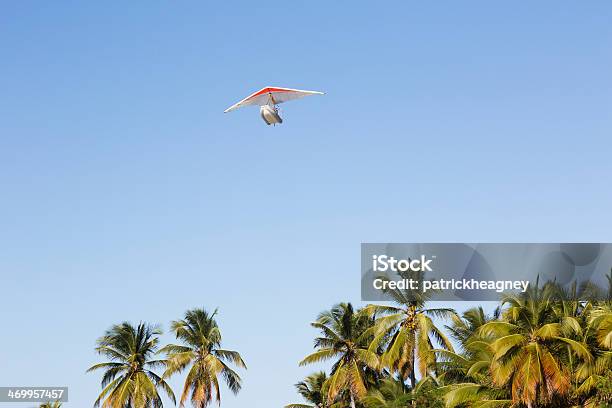 Foto de Voando De Barco e mais fotos de stock de Atividade Recreativa - Atividade Recreativa, Aventura, Bote inflável