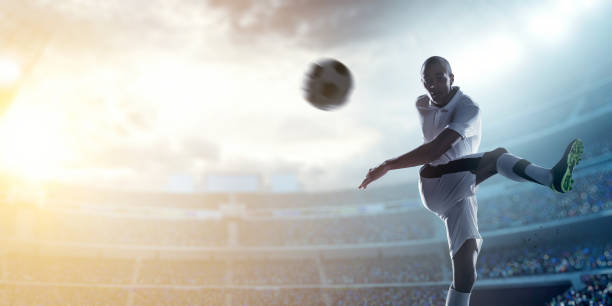 jugador de fútbol coleando en el estadio ball - soccer player men flying kicking fotografías e imágenes de stock