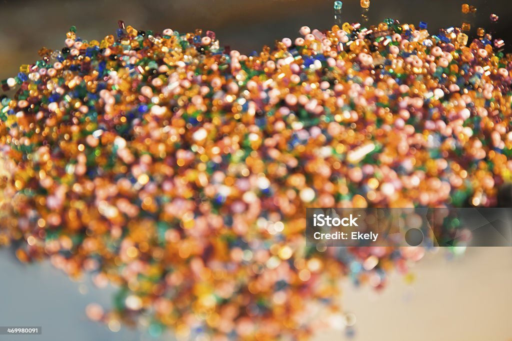 Unscharf gestellt Lichter bunte glitzernden Glasperlen Hintergrund. - Lizenzfrei Abstrakt Stock-Foto