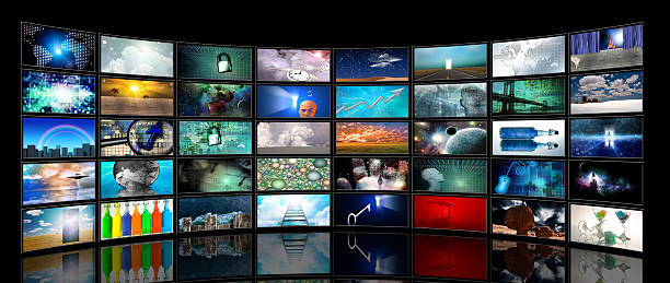 écrans multimédia - tv wall unit photos et images de collection