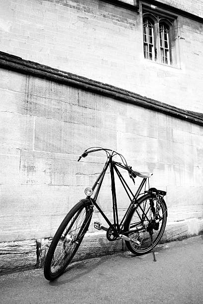istock Old Style Bicycle in Oxford. 470026952