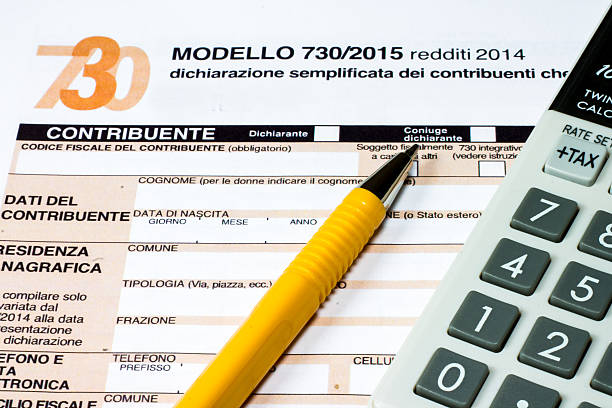 istock italian tax return called 730 470032388
