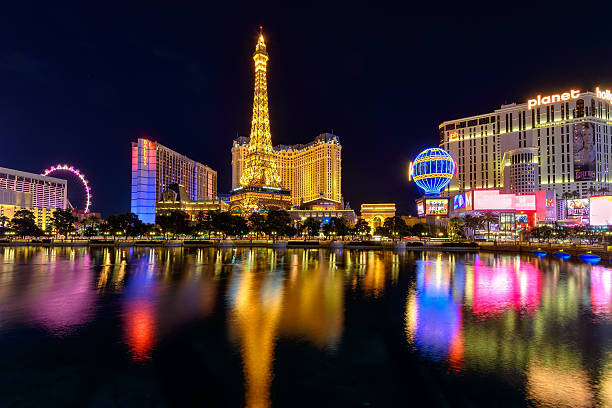 ラスベガス、アメリカ合衆国-2014 年 7 月 12 日 - las vegas metropolitan area skyline cityscape the las vegas strip ストックフォトと画像