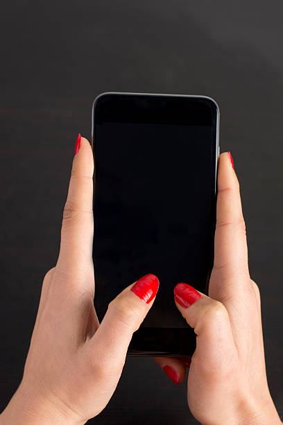 istock Holding 5.5inch Smartphone 470153198
