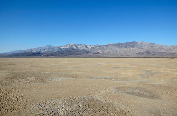 death valley national park: gebirge panamint mountains - panamint range stock-fotos und bilder