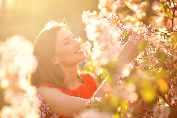 istock Beautiful Spring Girl with flowers 470236716