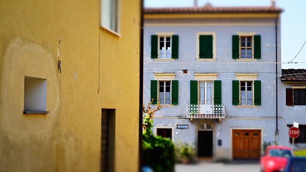 istock Tuscan villas in saturated colours 470314448