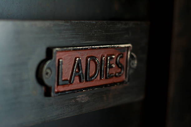 istock Ladies toilet sign 470315422