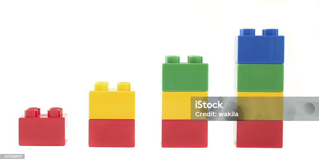 toy cubes rising chart - bunte Bauklötze Duplosteine colorful toy cubes chart Toy Block Stock Photo